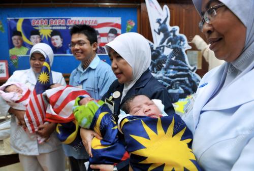PK15_31082012_BAYI_MERDEKA