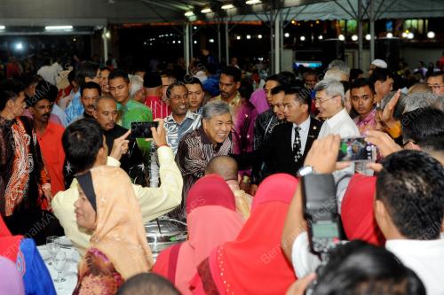 PK16_05082015_ZAHID