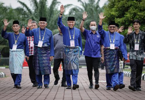 PIIHAN RAYA UMUM KE-15