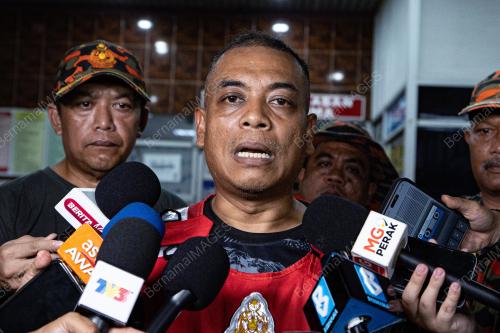 MENCARI DAN MENYELAMAT JASLINDA