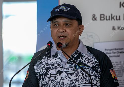 IR AHMAD NIZAM MOHAMED AMIN