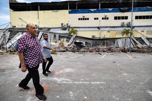 MYDIN MANJOI TERBAKAR