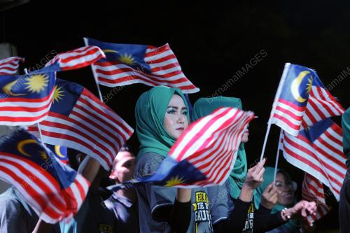 PK16_13082016_BENDERA