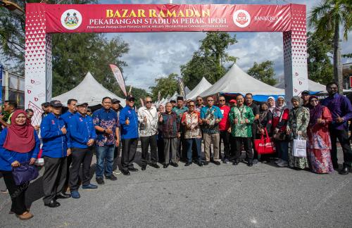 DATUK SERI SAARANI MOHAMAD