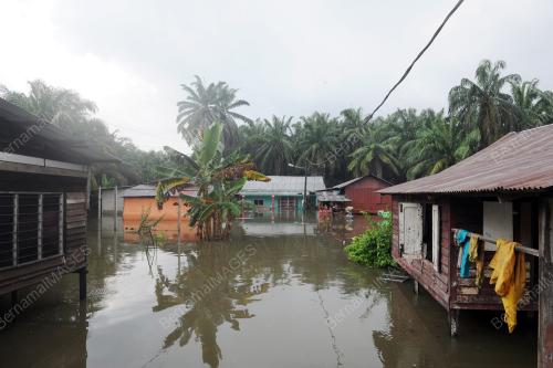 PK16_19112015_BANJIR