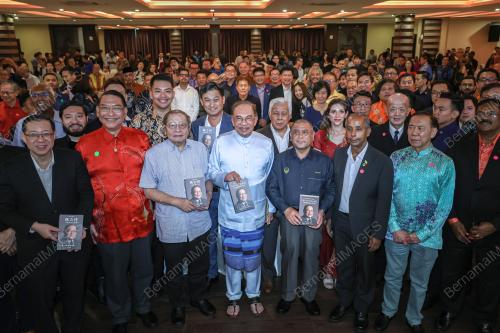 DATUK SERI ANWAR IBRAHIM