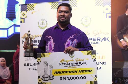 PEMBERITA BERNAMA RAZIF ROSLI