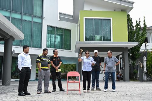 LELONGAN BARANGAN DSV