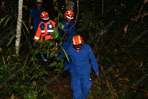 KEJADIAN TANAH RUNTUH DI JALAN SIMPANG PULAI - CAMERON HIGHLANDS
