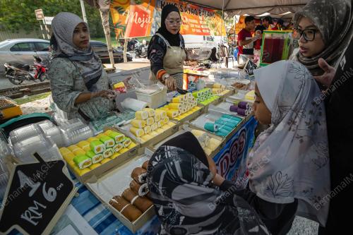 TINJAUAN BAZAR RAMADHAN