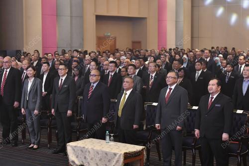 DATUK SERI SAARANI MOHAMAD