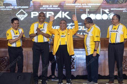 DATUK SERI SAARANI MOHAMAD