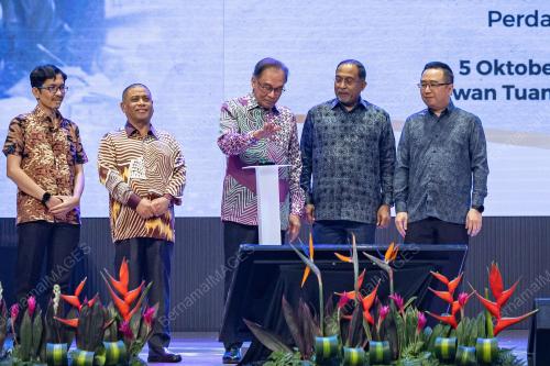 DATUK SERI ANWAR IBRAHIM