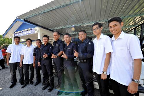 PK17_14062016_POLIS