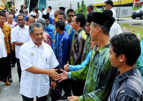 TAN SRI MUHYIDDIN YASSIN