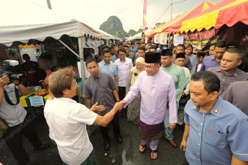 PERDANA MENTERI ANWAR IBRAHIM