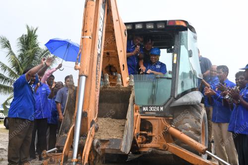 PK18_02052018_PECAH_TANAH