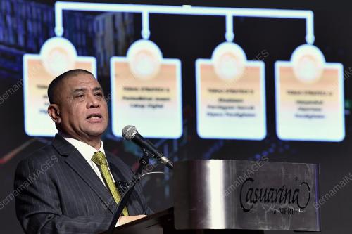 DATUK SERI SAARANI MOHAMAD