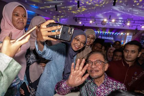 DATUK SERI ANWAR IBRAHIM