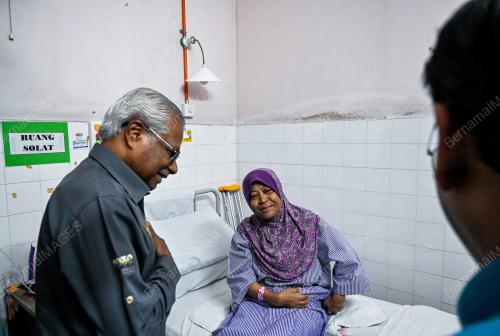 MOHD AZLAN HELMI
