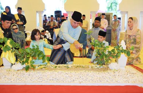 PK18_10052015_ZIARAH_MAKAM