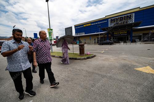 MYDIN MANJOI TERBAKAR