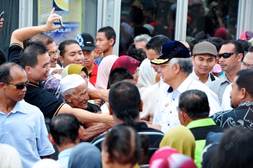 PK18_14012012_PELADANG