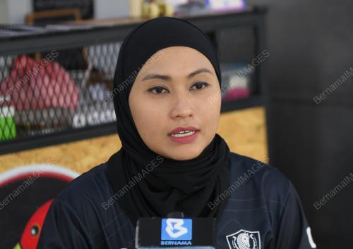 AMIRAH HANIS MOHAMMAD ASRI 37