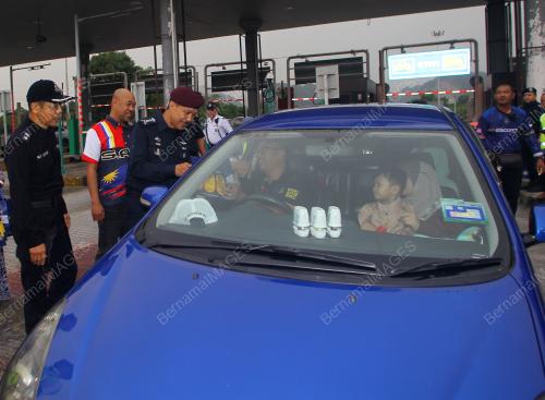 DATUK SERI MOHD YUSRI HASSAN BASRI