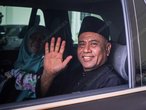 DATUK SERI SAARANI MOHAMAD