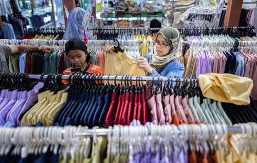 TINJAUAN PERSIAPAN RAYA