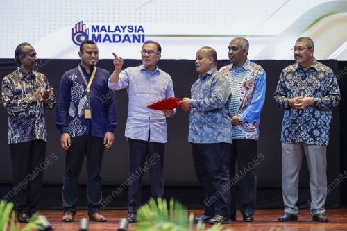 DATUK SERI ANWAR IBRAHIM