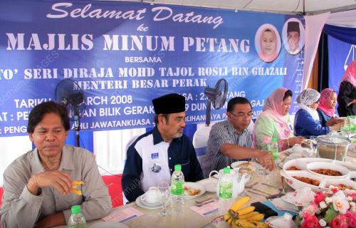 TAJOL ROSLI GHAZALI
