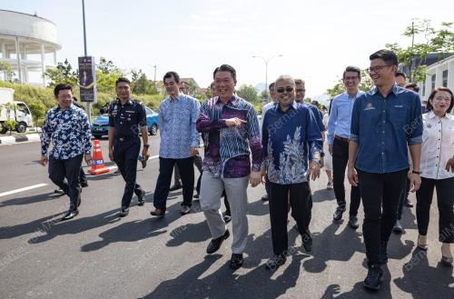 PERASMIAN JALAN UTAMA BANDAR SERI BOTANI