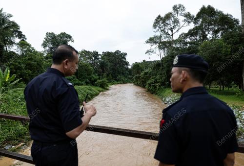 KEJADIAN KEPALA AIR DI TAPAH