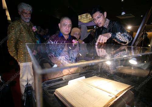 DATUK SERI SAARANI MOHAMAD