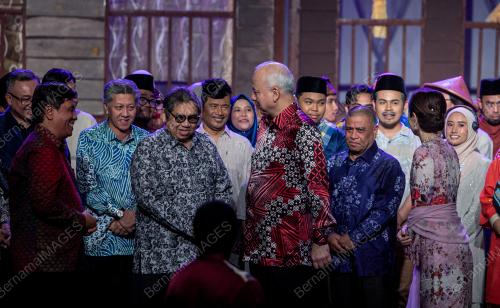SULTAN PERAK SULTAN NAZRIN SHAH