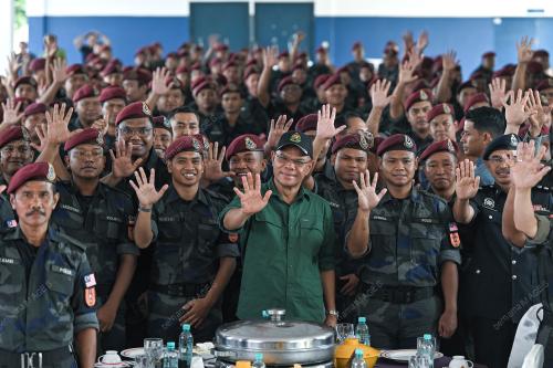DATUK SERI SAIFUDDIN NASUTION ISMAIL