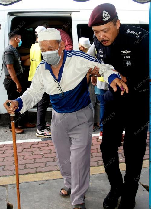 DATUK MOHD YUSRI HASSAN BASRI