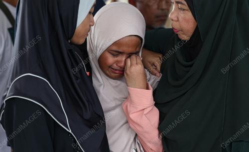 TRAGEDI NAHAS PESAWAT ELMINA 