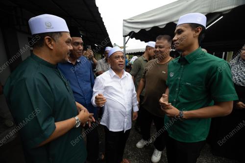 DATUK SERI SAARANI MOHAMAD