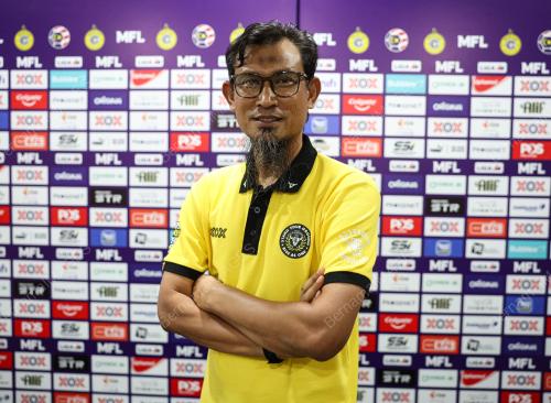 YUSRI CHE LAH
