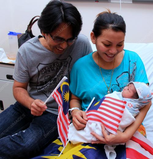 PK19_31082012_BAYI_MERDEKA