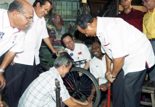 MUHYIDDIN YASSIN