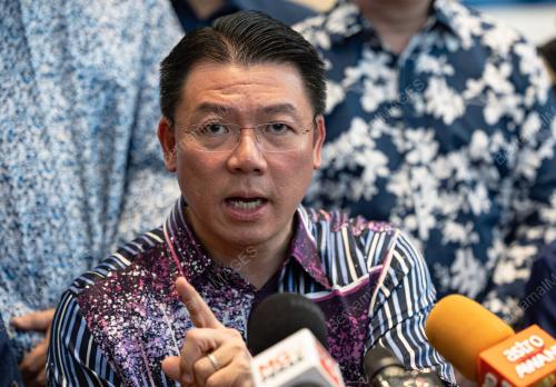 PERASMIAN JALAN UTAMA BANDAR SERI BOTANI