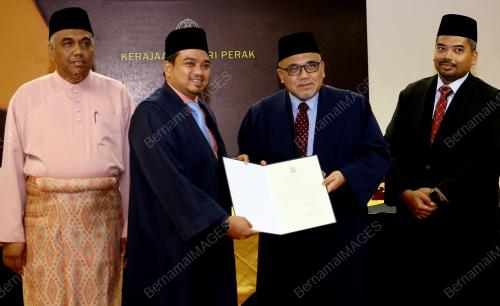 DATUK MOHAMMAD ZAHIR ABDUL KHALID