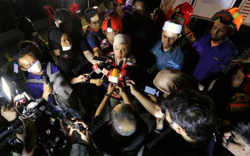 PENGARAH BOMBA PERAK SAYANI SAIDON