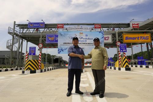 PERASMIAN LEBUHRAYA PESISIRAN PANTAI BARAT (WCE) SEKSYEN 11