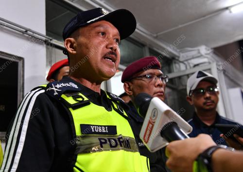 DATUK MOHD YUSRI HASSAN BASRI