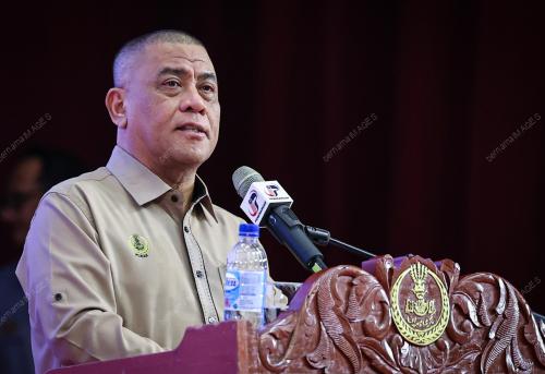 DATUK SERI SAARANI MOHAMAD